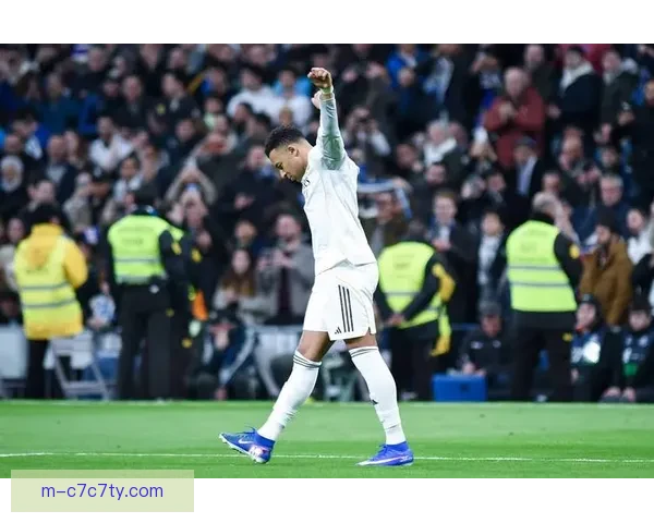 皇马对阵莱万特名单正式公布